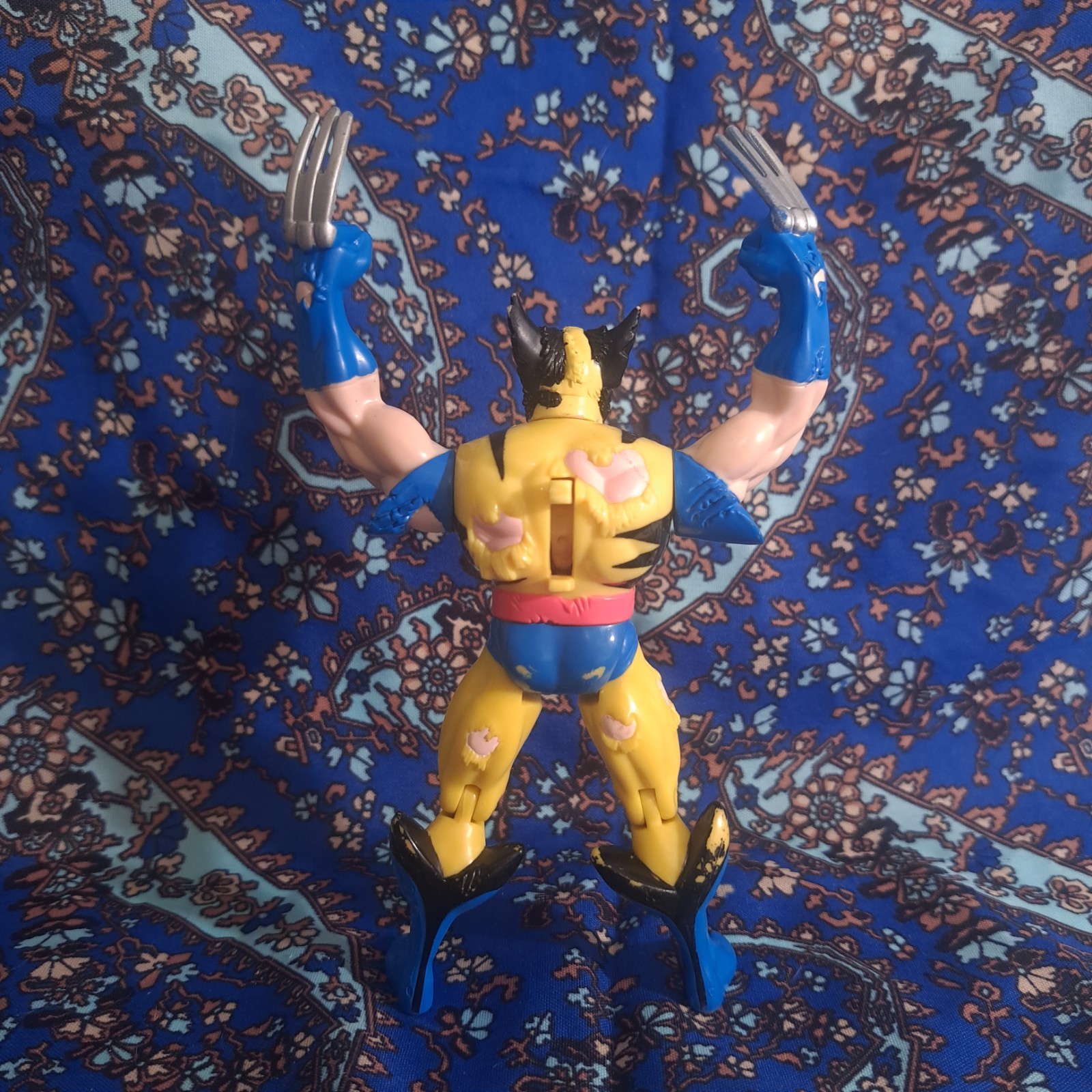 Marvel X-Men Battle Ravaged Wolverine & Captive Sabretooth 5” Toybiz 1995 LOT