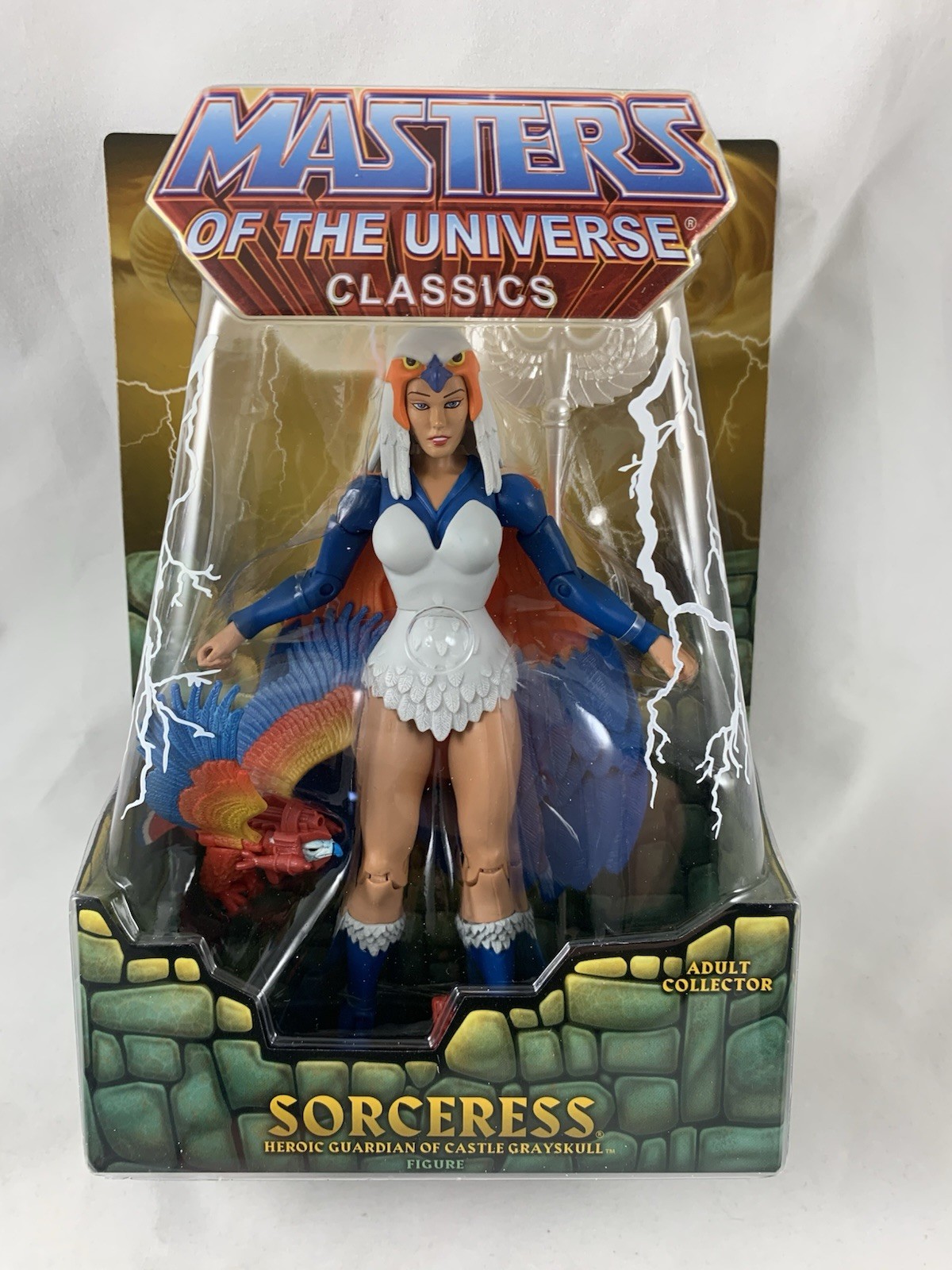 Mattel Masters of The Universe Classics Sorceress with Mailer MISB!!!