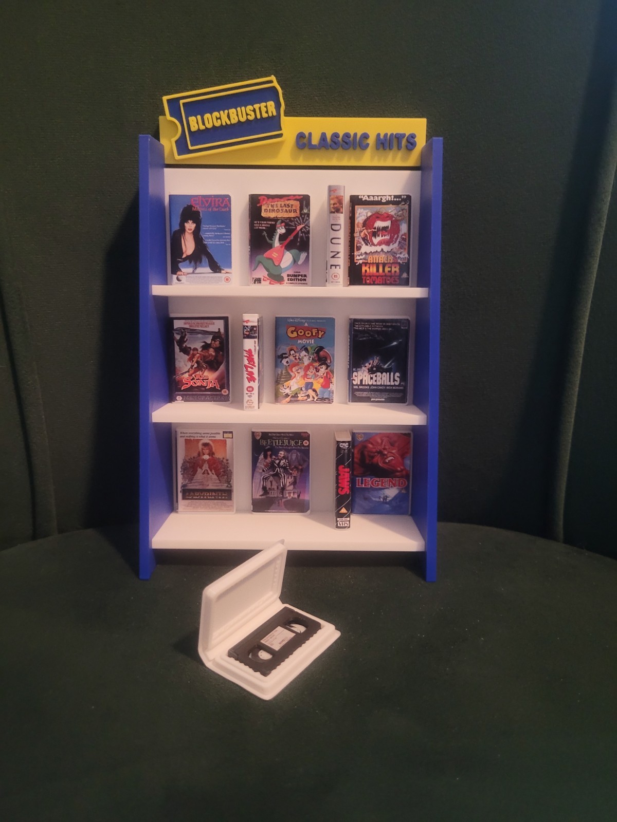 1/6 SCALE CUSTOM VHS TAPES AND CASES WITH STAND DOLLHOUSE MINIATURE