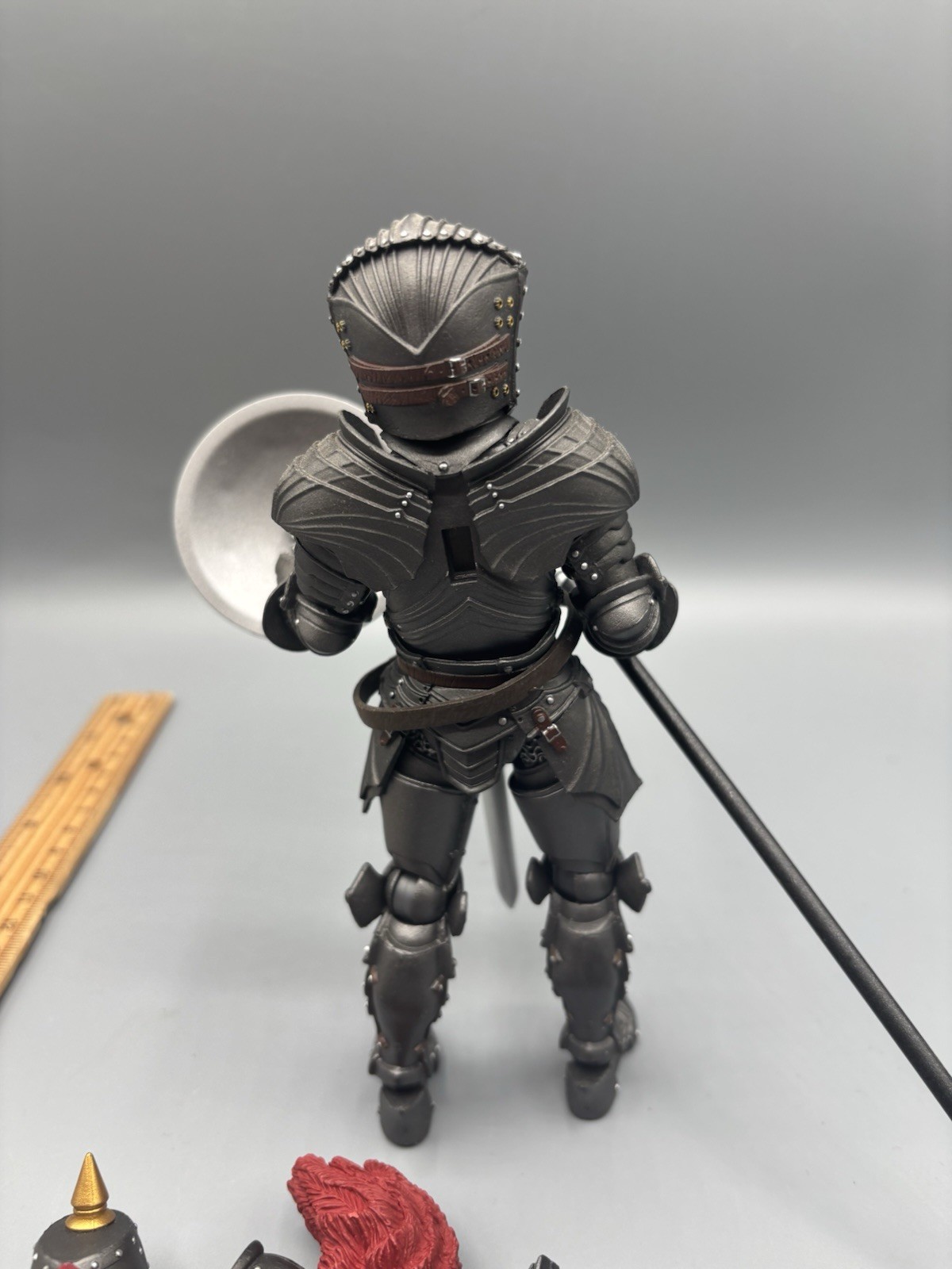 FHS – Mythic Legions Red Shield Soldier Figure complete box not included