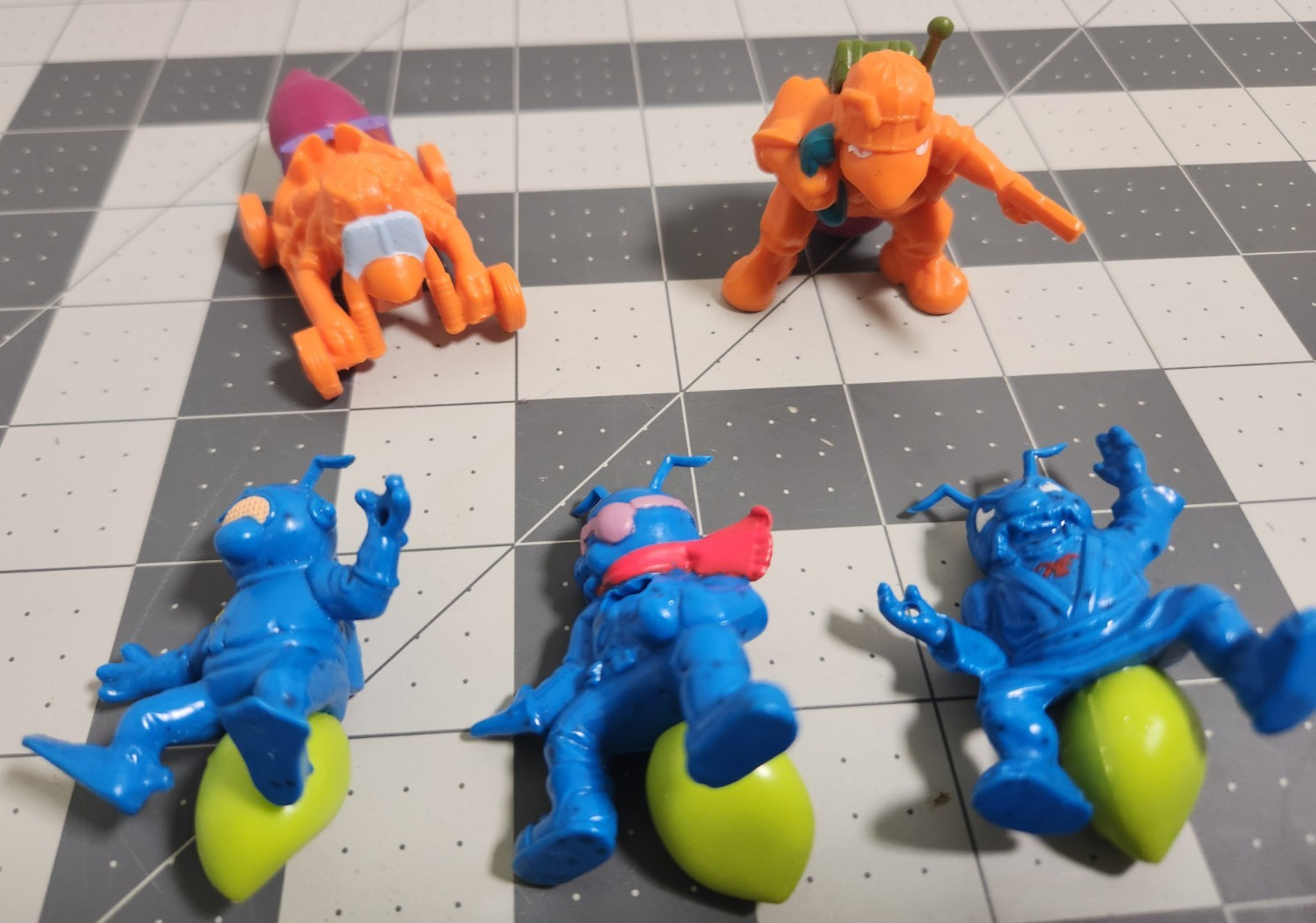 Vintage Hasbro Army Ants -5 Figure Lot