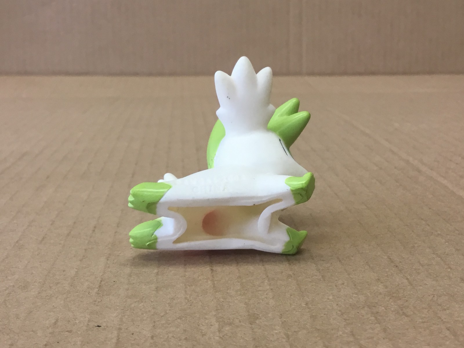 2008 Authentic Pokemon Finger Puppet Shaymin Sky Form Nintendo Bandai