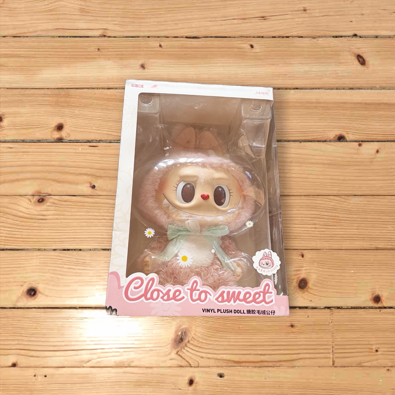 POP MART The Monsters – Mokoko « Close to Sweet » Vinyl Plush Doll
