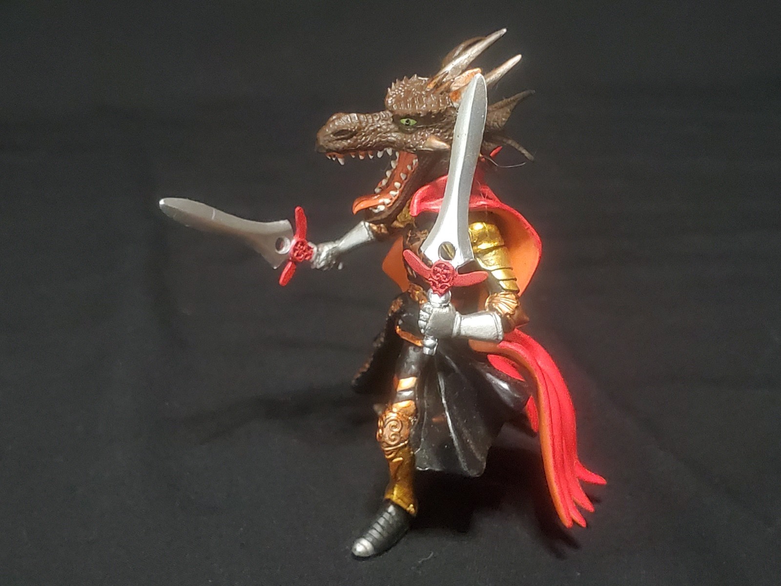 Fire Dragon Man – Vintage 2005 Papo Fantasy World 38972 4&Prime; Toy Figurine
