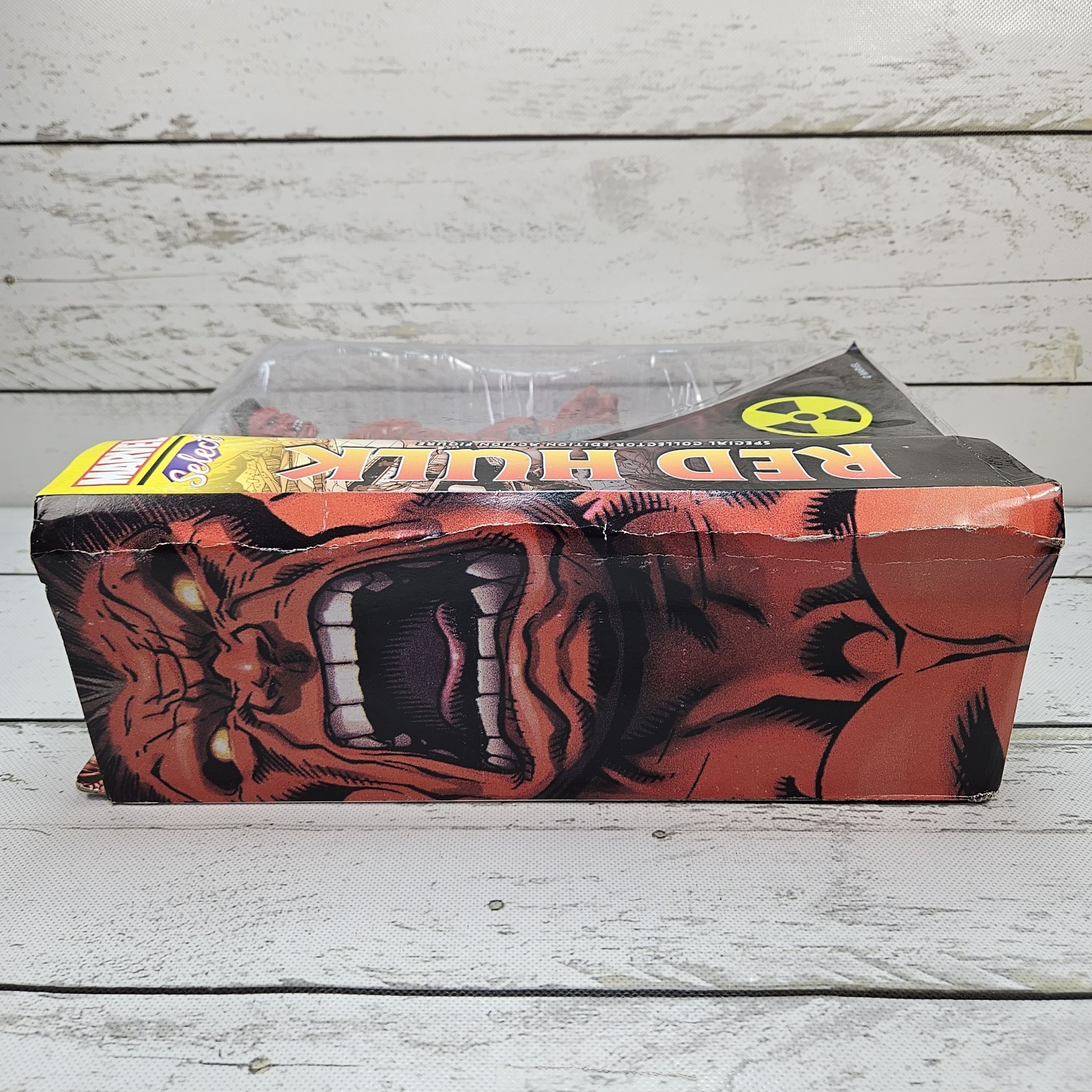 Diamond Select Marvel Select Red Hulk 2019 9&Prime; Adjustable Action Figure Read