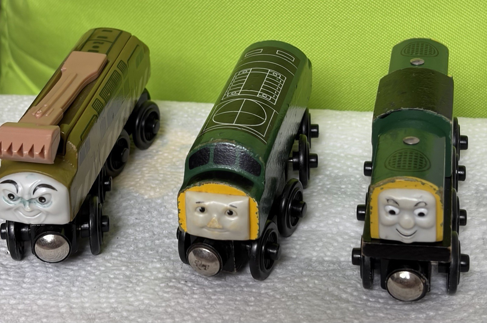 Thomas & Friends Wooden Railway Train DIESEL 10, D261, DEREK – Used