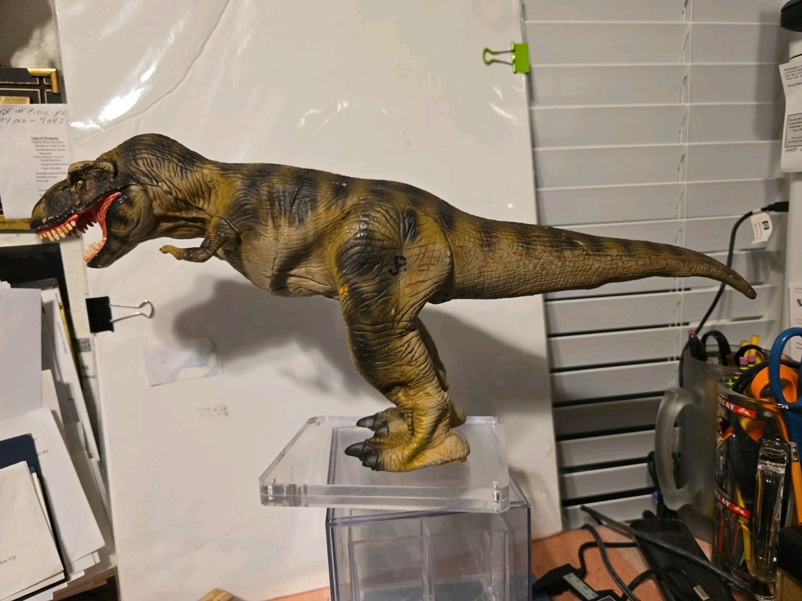 Jurassic Park Lost World T Rex Radio Control NOT WORKING 21&Prime;