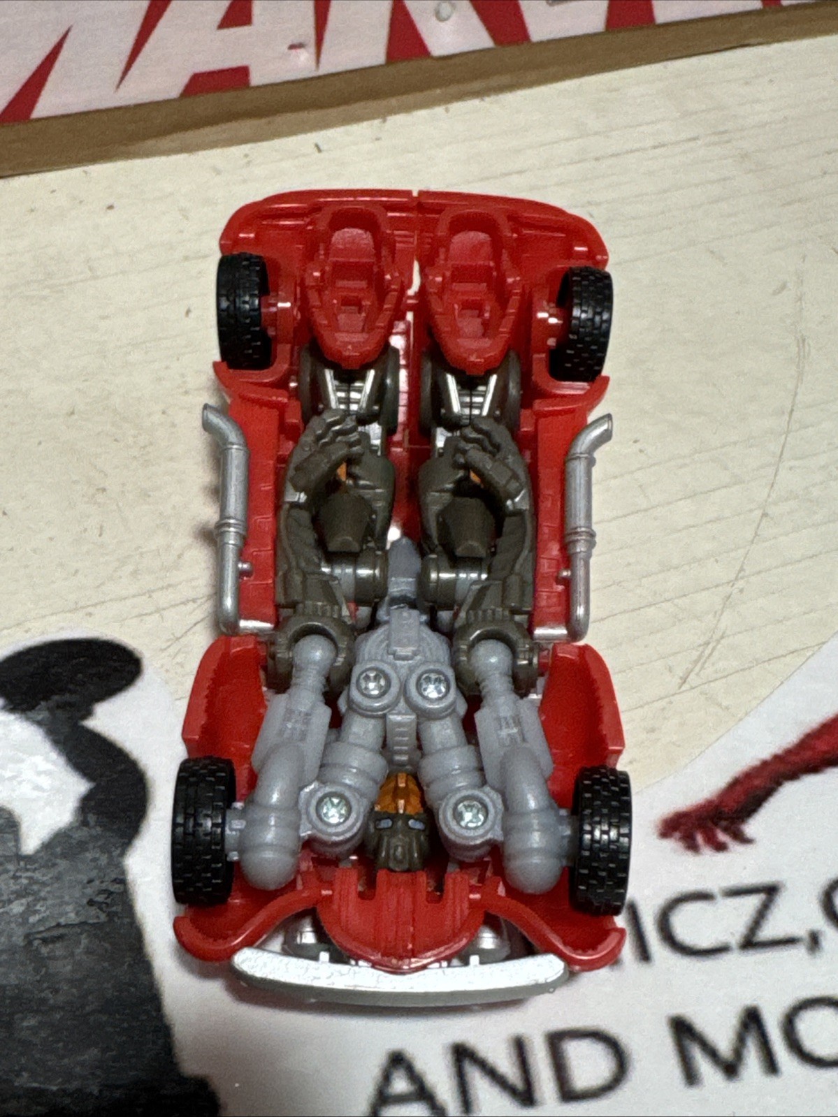 Transformers HUBCAP Hunt For The Decepticons HFTD Complete Pre-owned