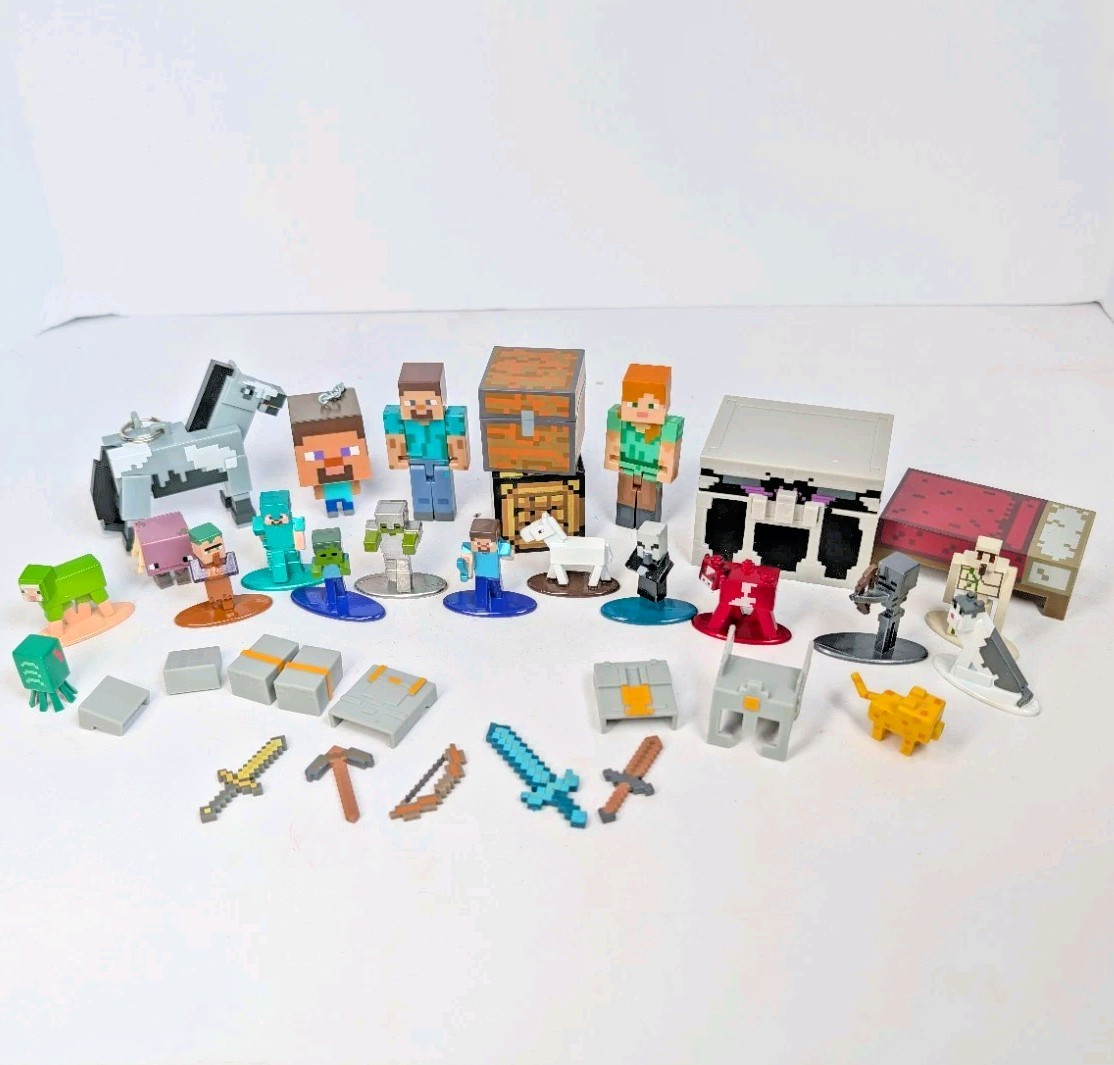 Minecraft Action Figure 34 Pc Lot Mixed Characters Blocks Varies Sizes Metal