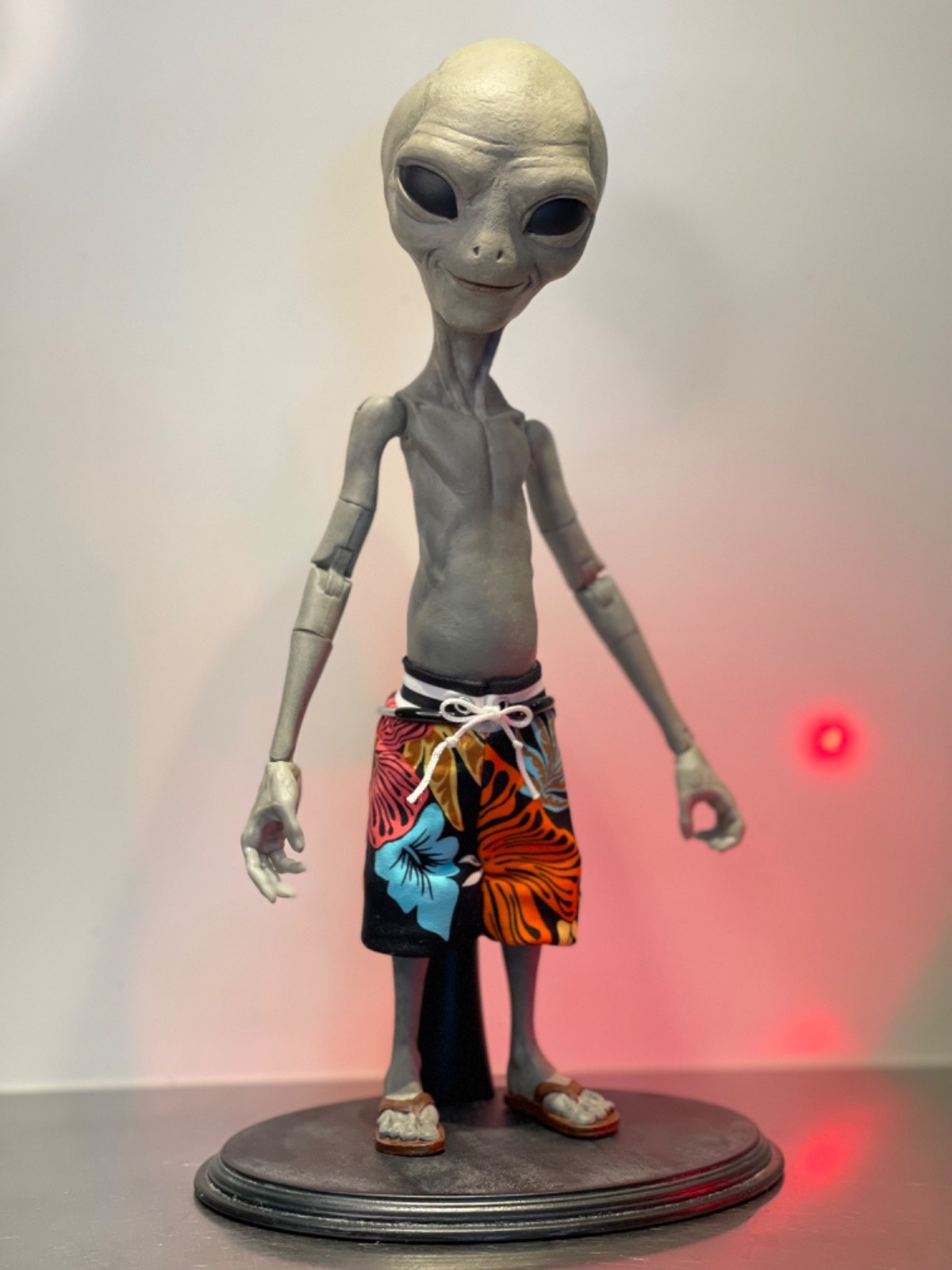 1:6 Scale Custom Grey Vacation Alien Figure 10&Prime; inch Area 51 UFO Art Statue OOAK