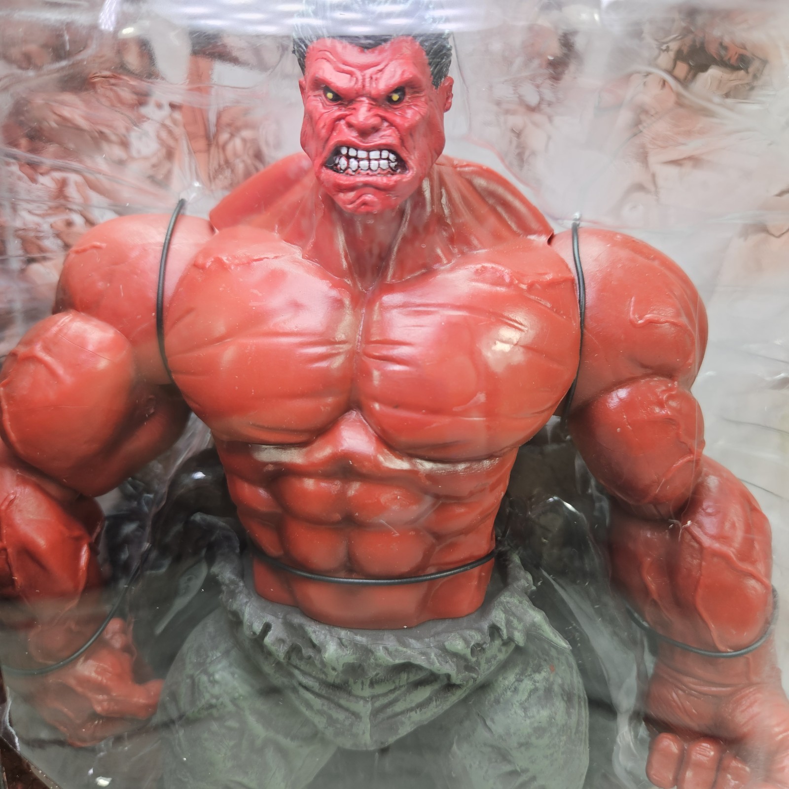 Diamond Select Marvel Select Red Hulk 2019 9&Prime; Adjustable Action Figure Read