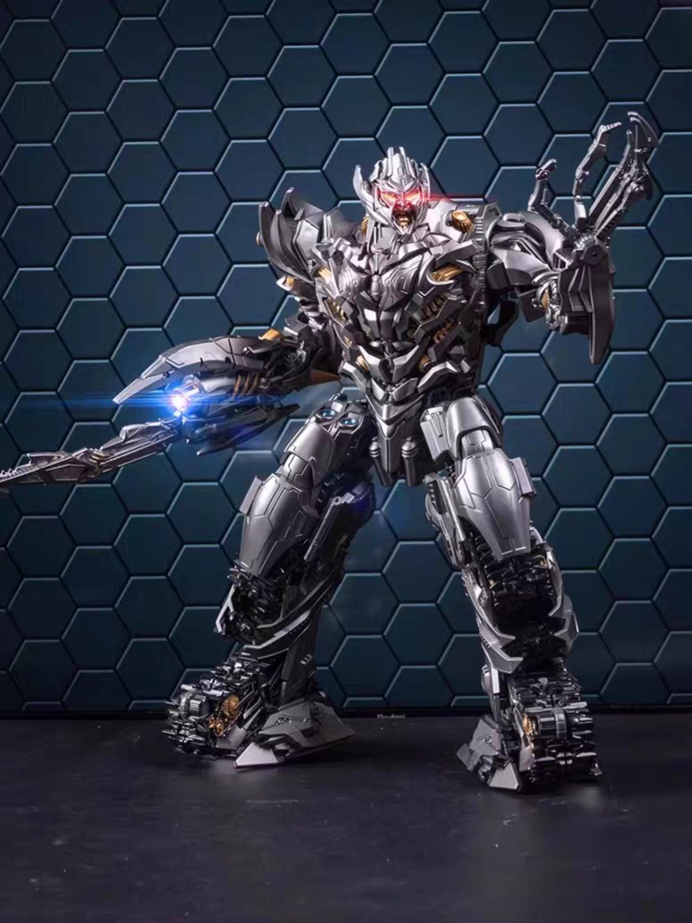 US SHIP_LS06 Transformers Figure/Black Mamba Transformation Tank Mega Commander