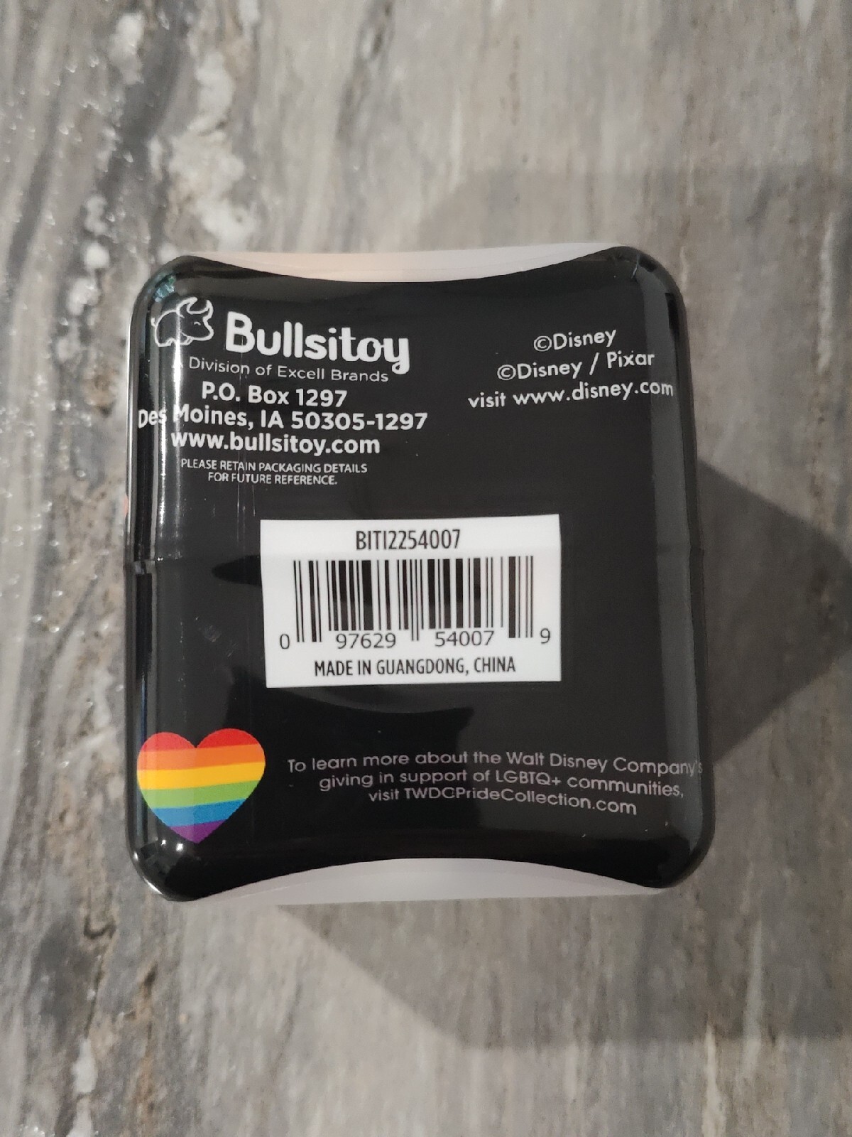 Disney Pride Collection Cutie Cuff Rainbow Miss Piggy