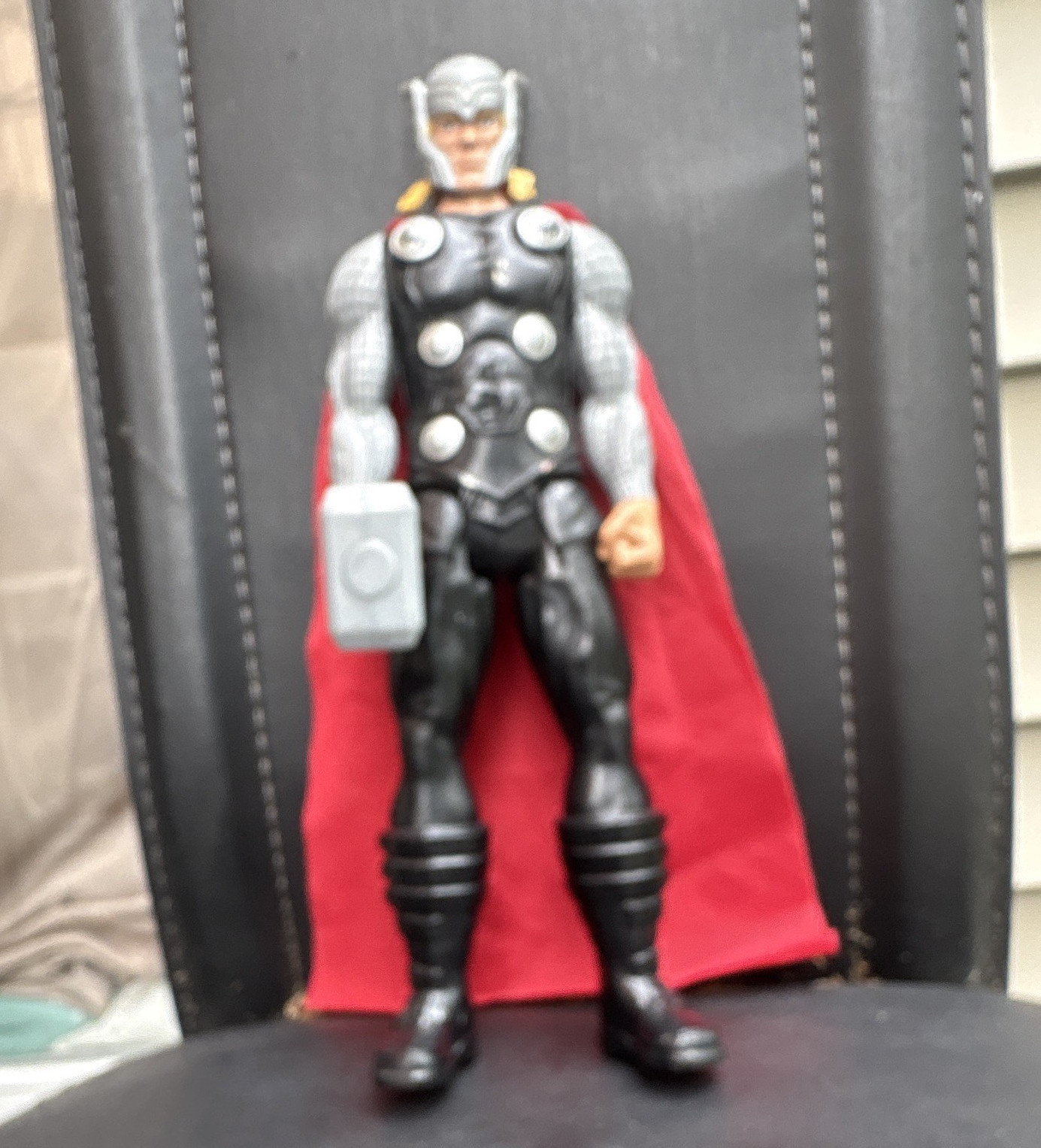 Marvel Thor Action Figure with Hammer & Red Cape, Plastic/Fabric, Black/Red