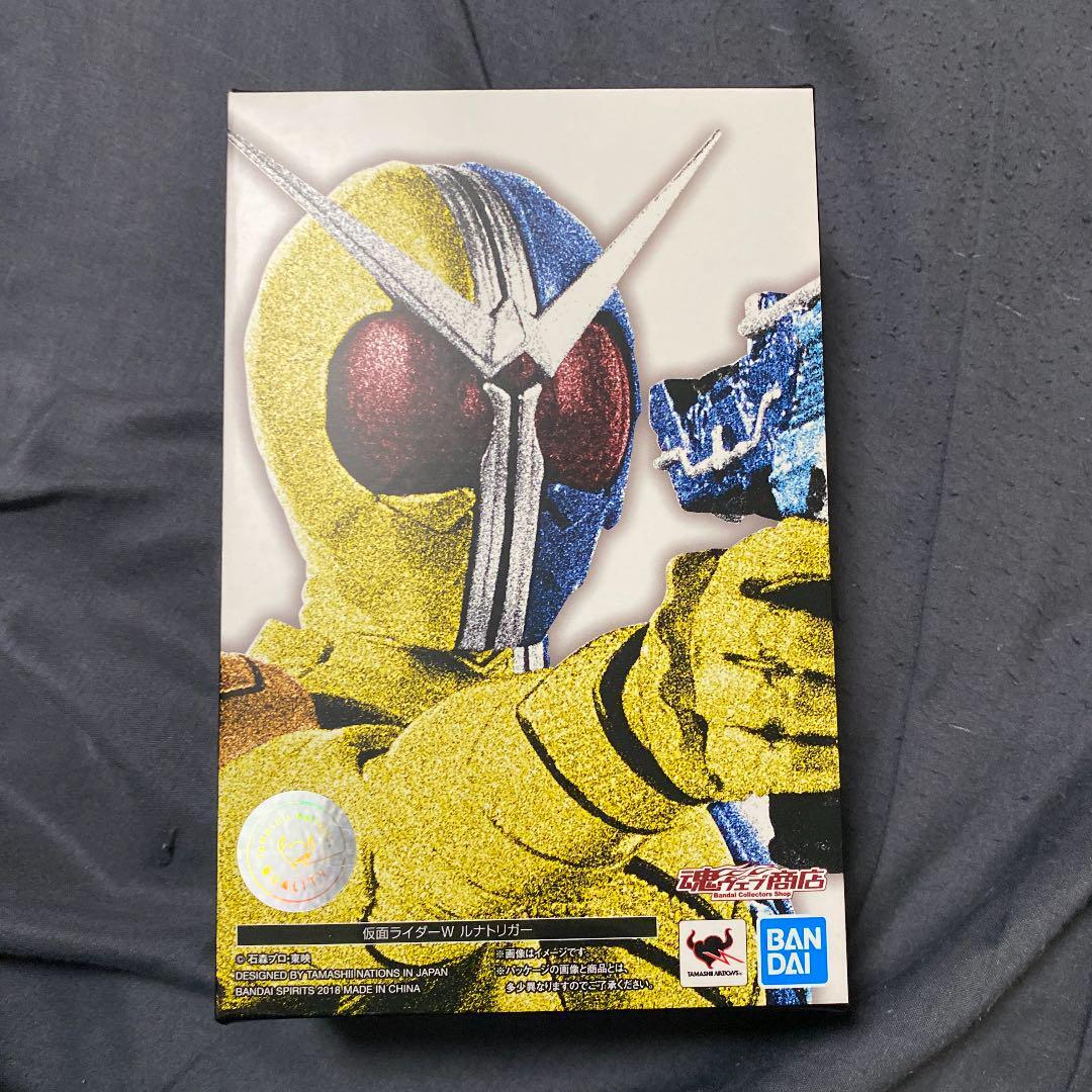S.H.Figuarts Shinkocchou Seihou Kamen Rider Double W Luna trigger Bandai