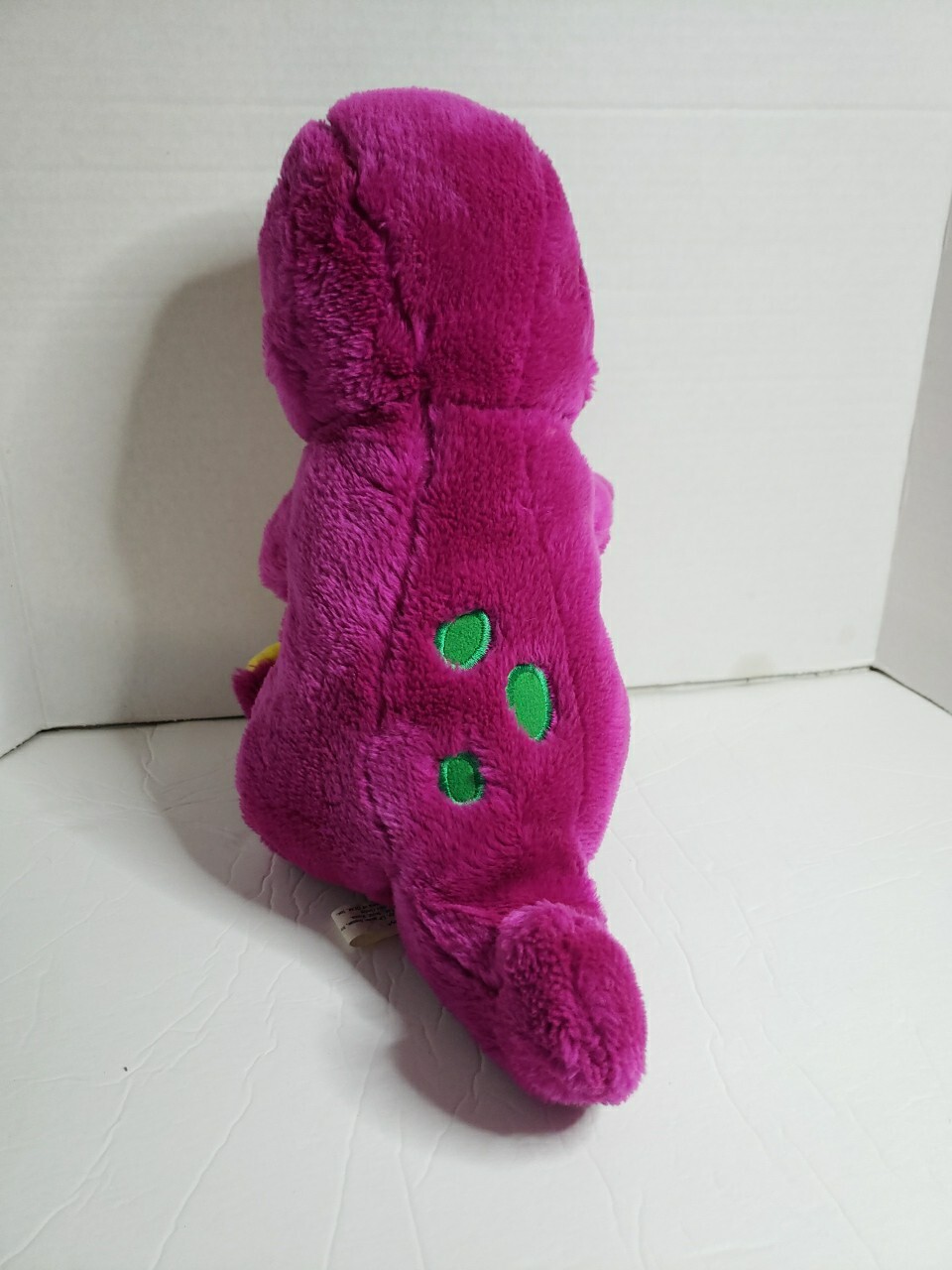 Barney 14&Prime; Plush 1992 The Lyons Group – Vintage Stuffed Barney
