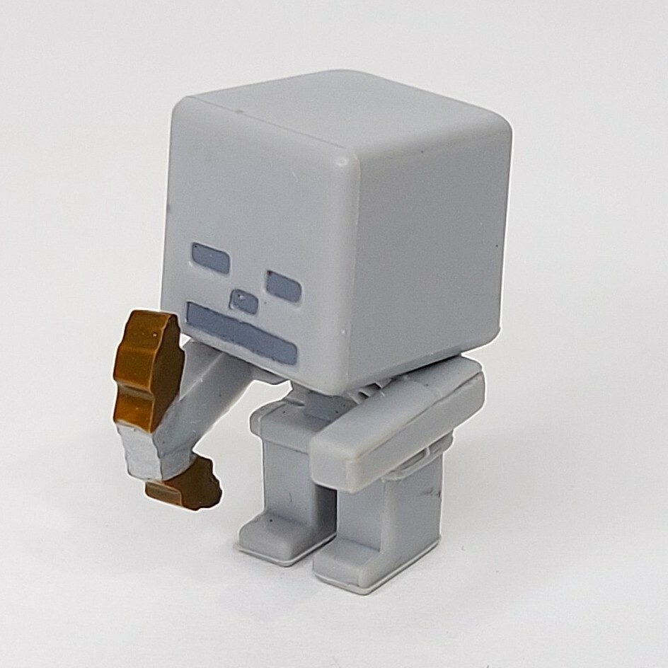 Minecraft Mini-Figures Grass Series 1&Prime; Skeleton with Bow Figure Mojang