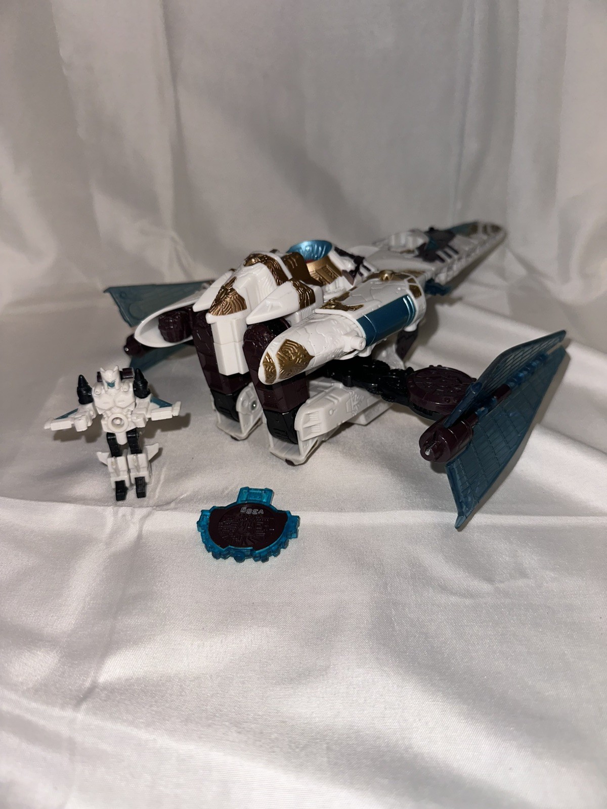 Vector Prime Safeguard 100% Complete Voyager Cybertron Transformers