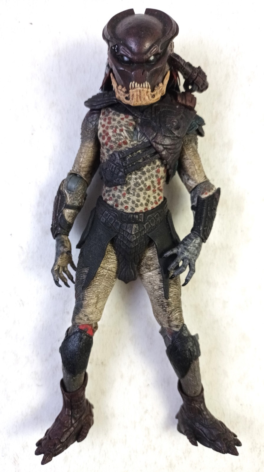 PREDATOR MASKED BERSERKER ACTION FIGURE NECA 20CM. RARE. PREDATORS 2010 GOOD