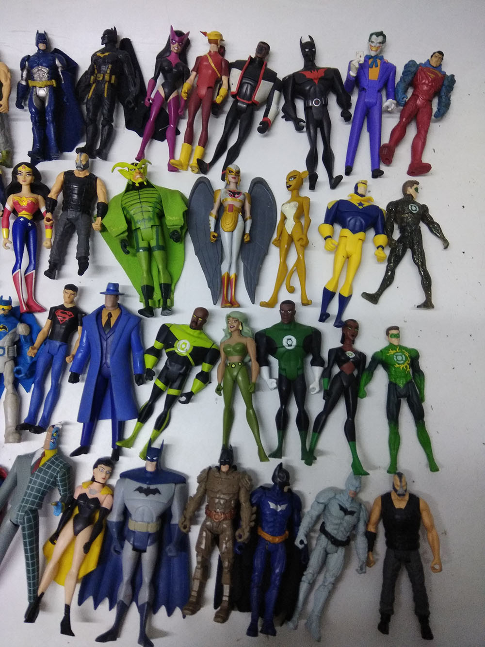 Random 5pcs 3.75&Prime; DC Universe Comics Figures Toys -No Repeat