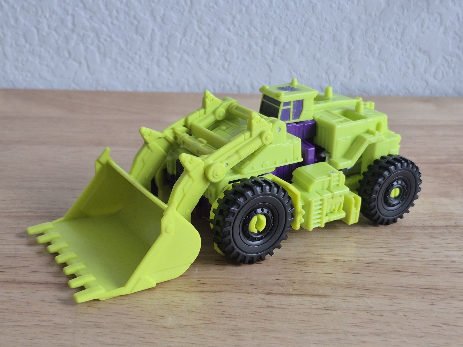 Transformers Combiner Wars SCRAPPER Voyager Constructicon Devastator Limb