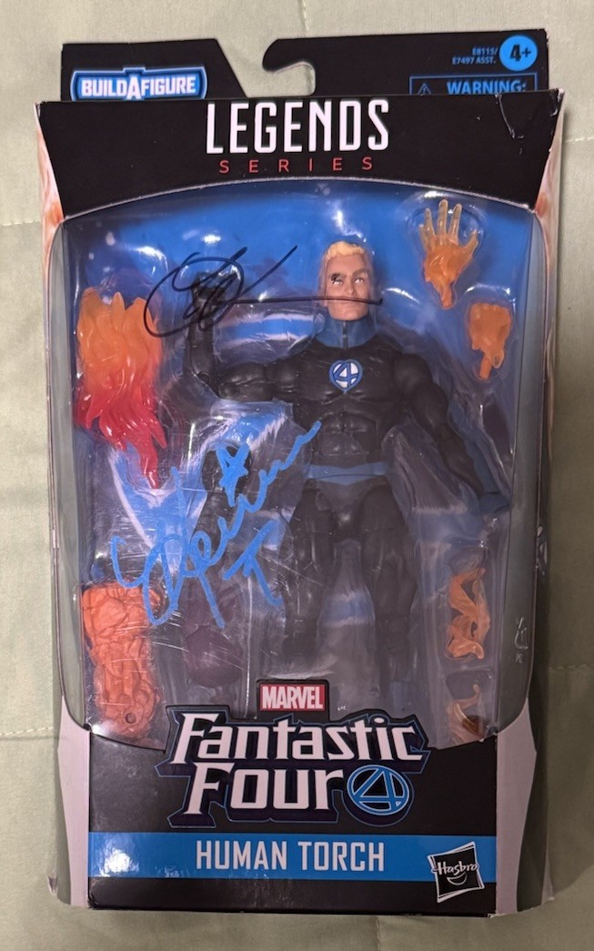 Signed MARVEL LEGENDS FANTASTIC FOUR HUMAN TORCH Action Figure Chris Evans