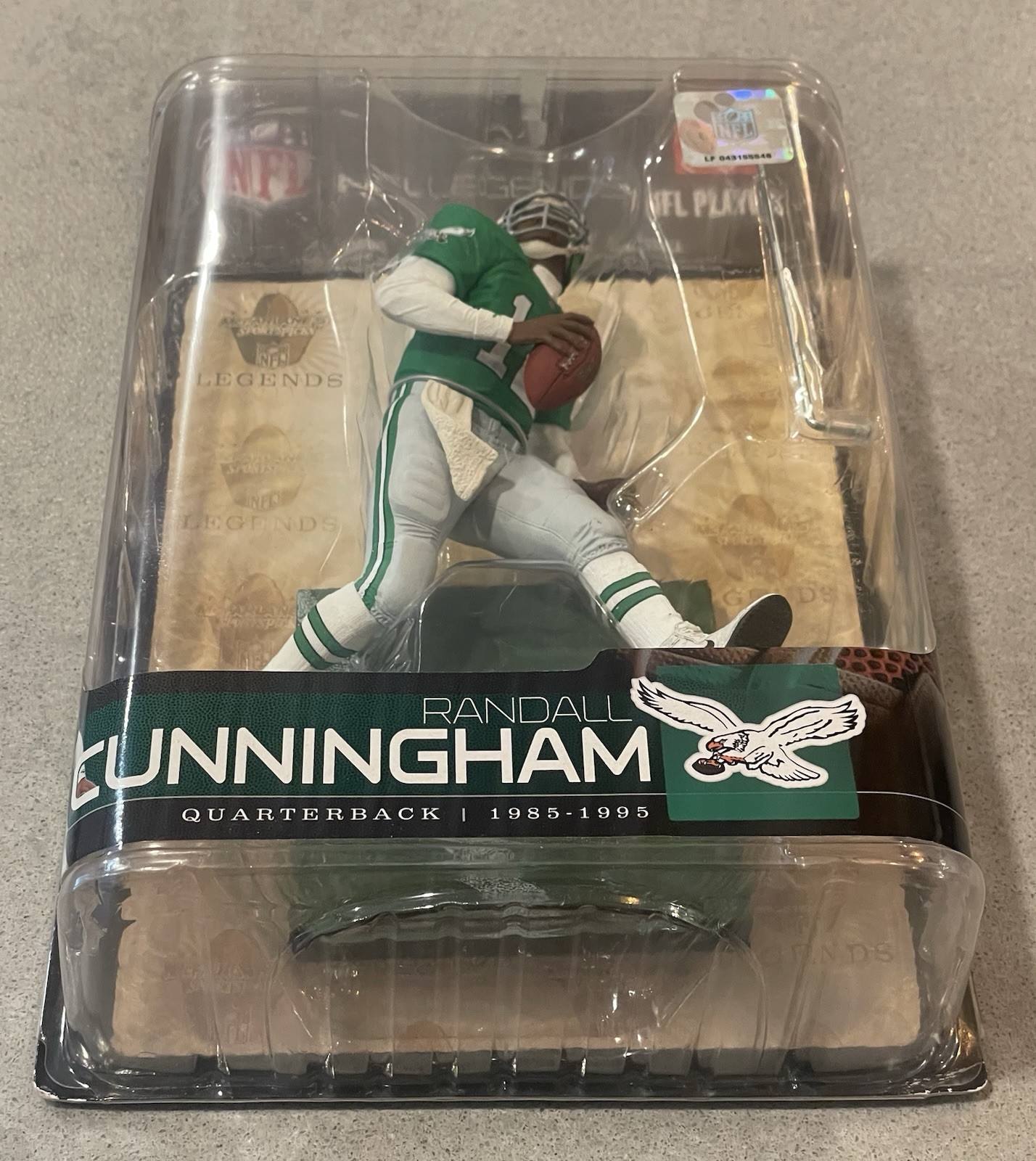 McFARLANE NFL LEGENDS PHILADELPHIA EAGLES RANDALL CUNNINGHAM FIGURE SERIES 5