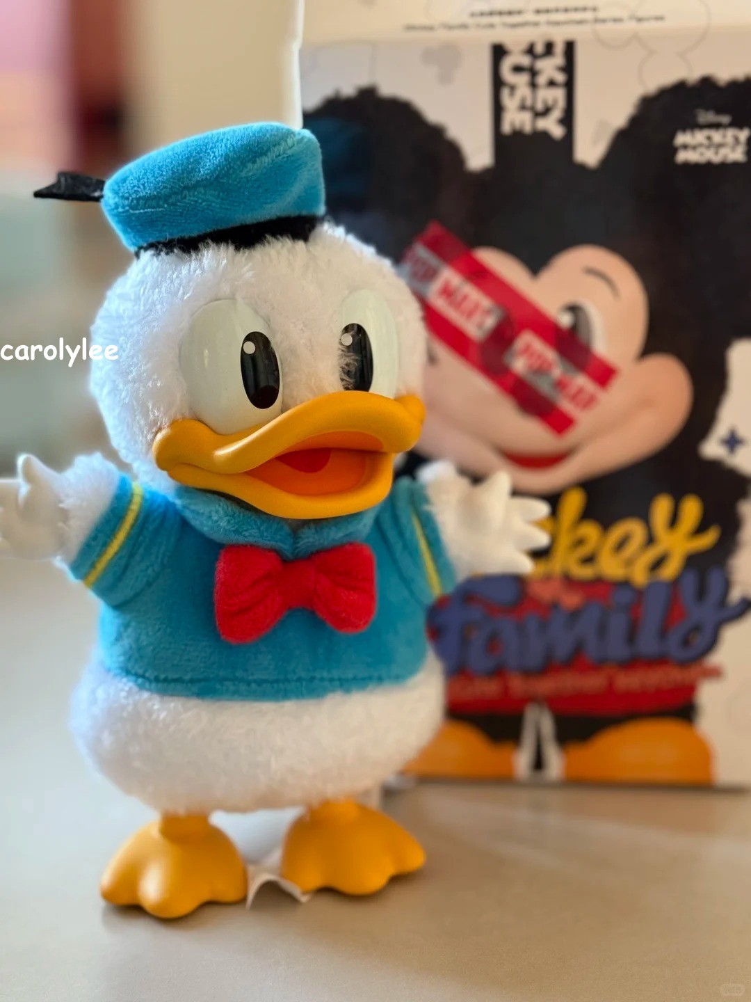 Donald – Mickey Family Cute Together Keychain Series Confirmed Figure Authentic