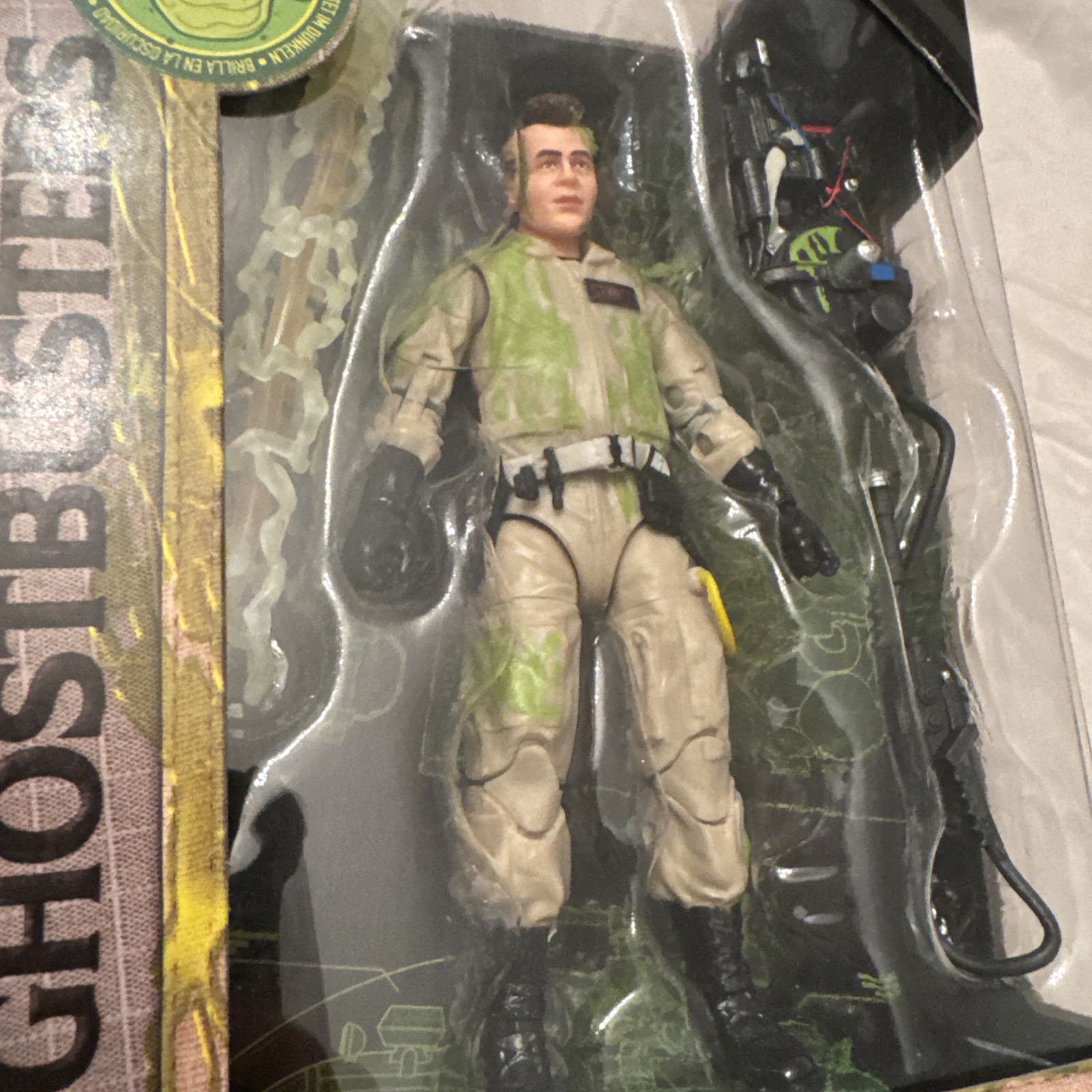 GHOSTBUSTERS (Ray Stantz) Plasma Series Glow in Dark Hasbro Action Figure (NIB)