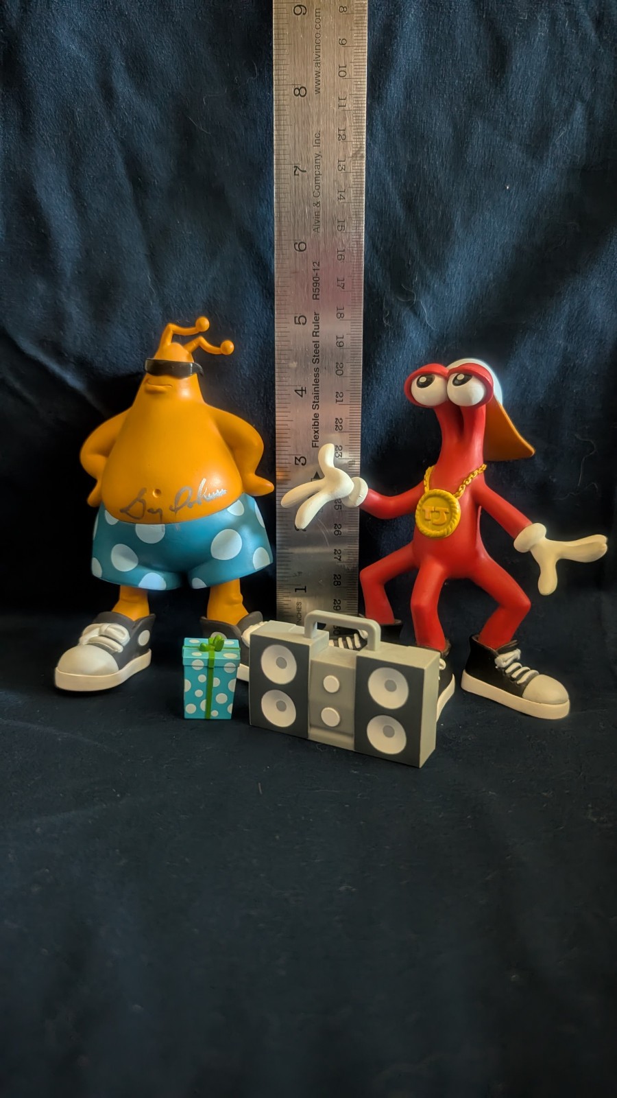 Auotographed Toejam and Earl Figures Kickstarter Exclusives