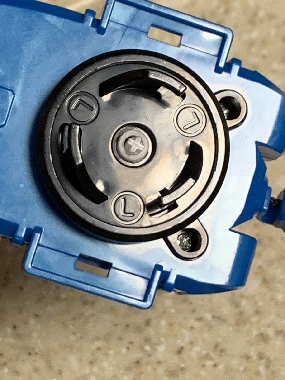 (Left Spin) Beyblade X String Launcher – Blue/Dark Blue