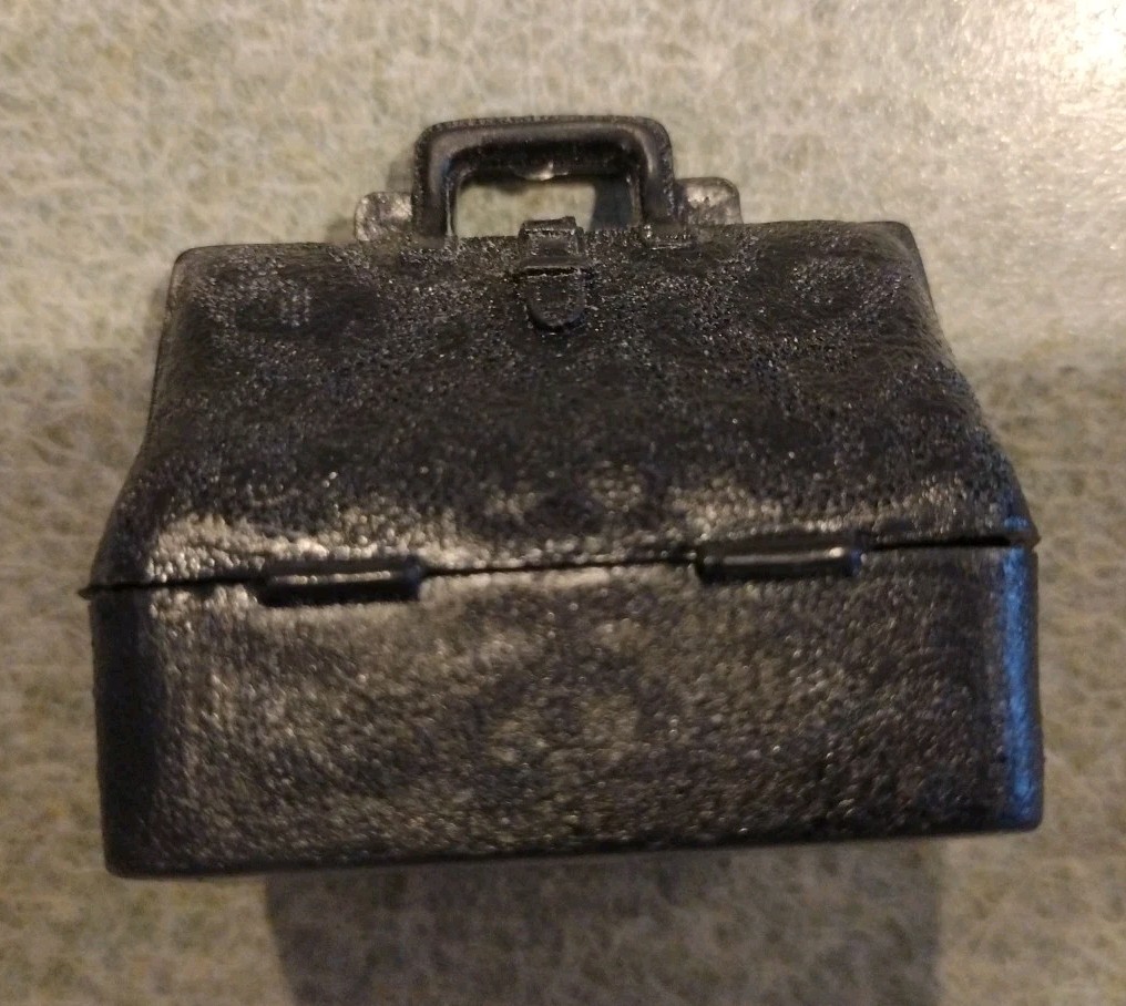 1960&rsquo;s-70&rsquo;s Marx Johnny West Sam Cobra Carpet Bag Nice Cond Intact
