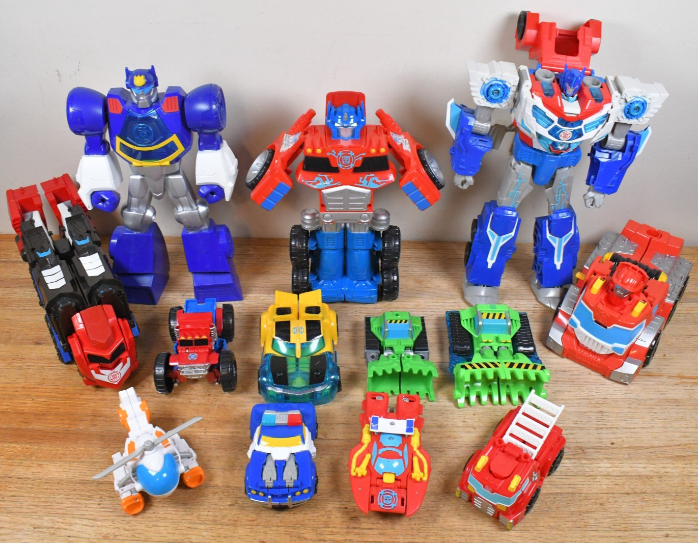 13x Transformers Playskool Heroes Rescue Bots 12&Prime; to 4&Prime; in Size