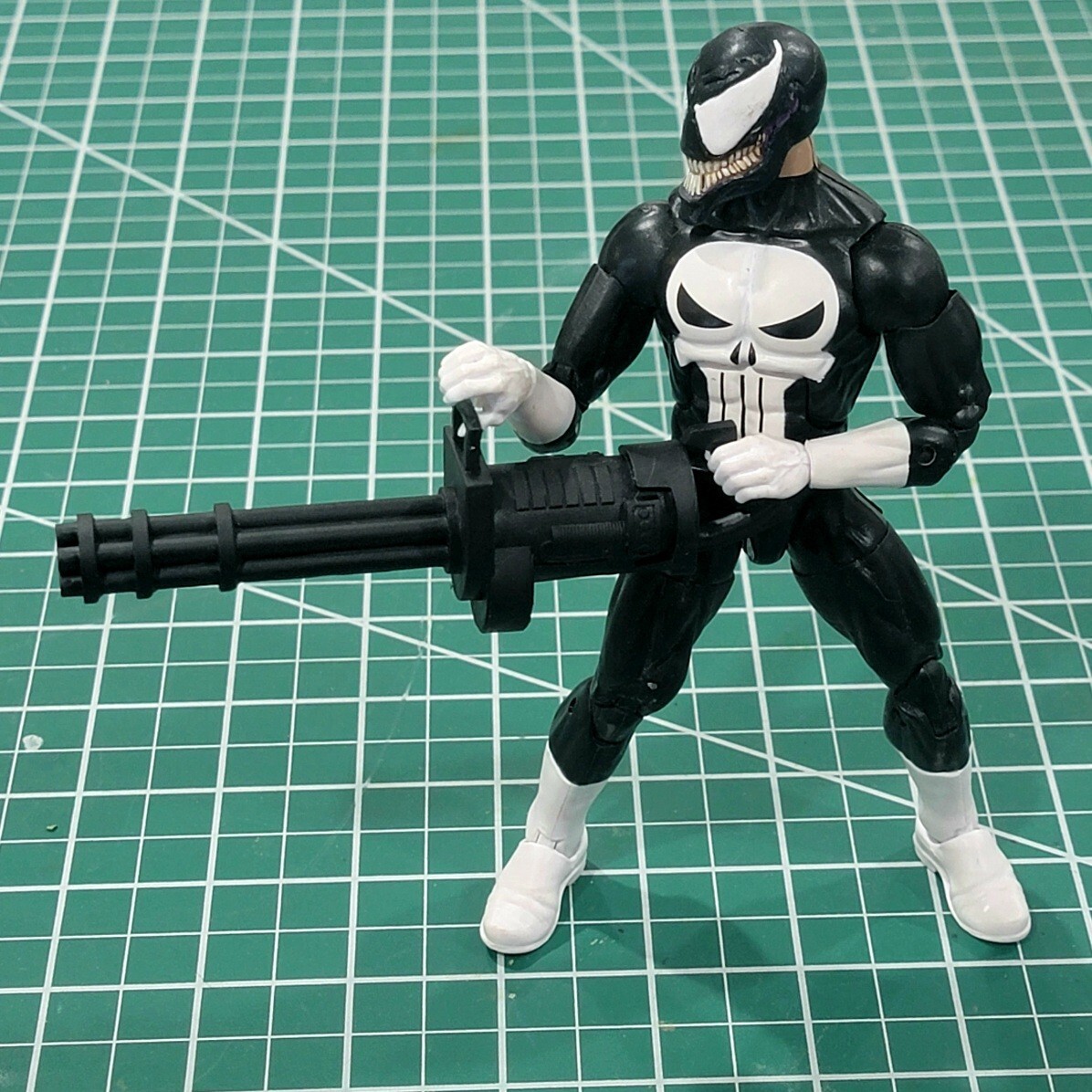 Custom Sci-fi Minigun resin 1/10 scale McFarlane Legends Classified Mini Gun