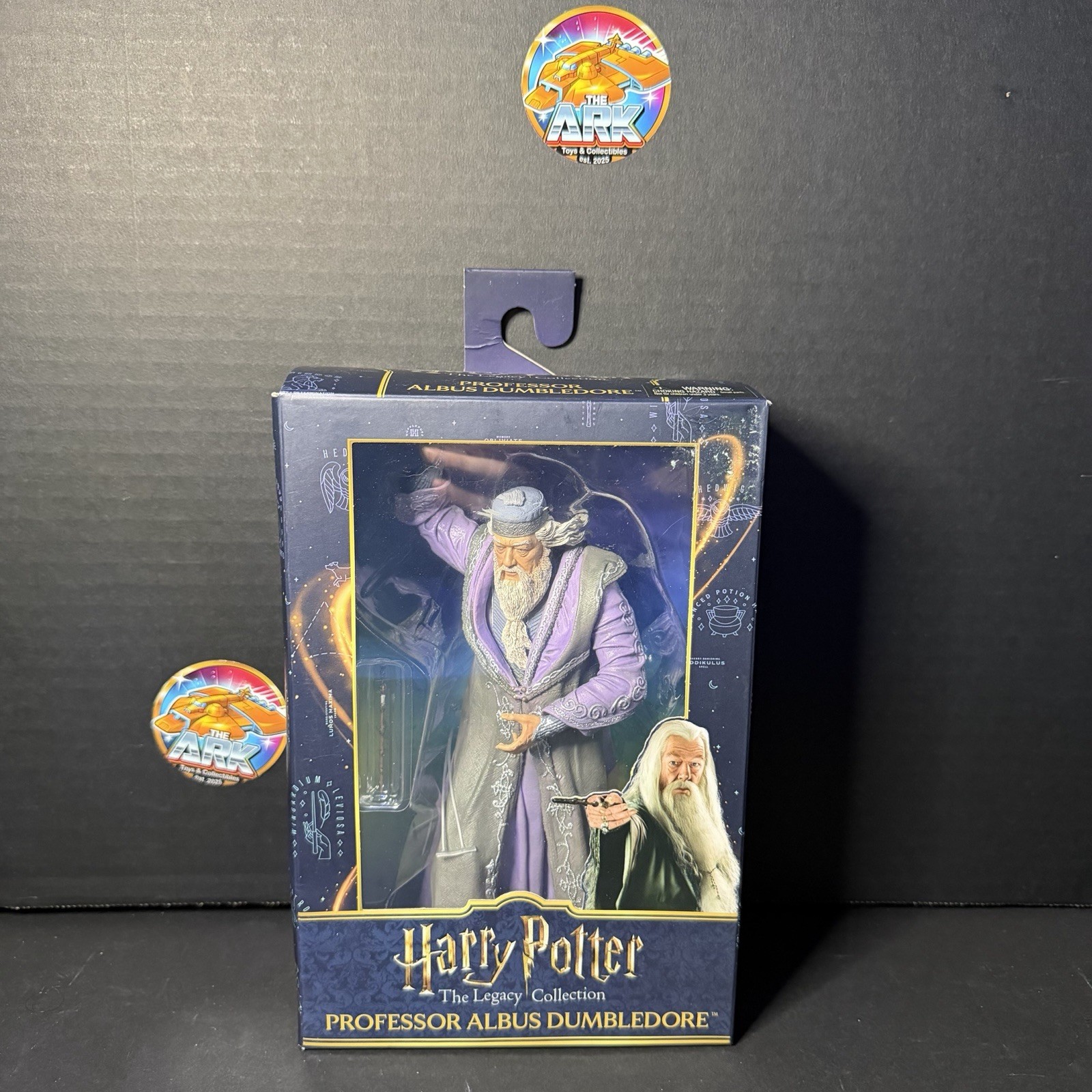 NIB NECA Harry Potter Legacy Collection Action Figure Professor Albus Dumbledore