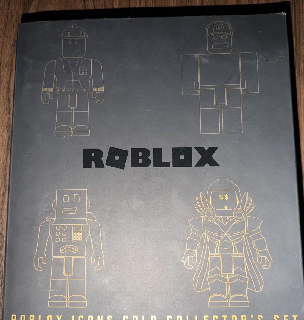 Jazwares Roblox Icons Gold Collector&rsquo;s Set, NIB
