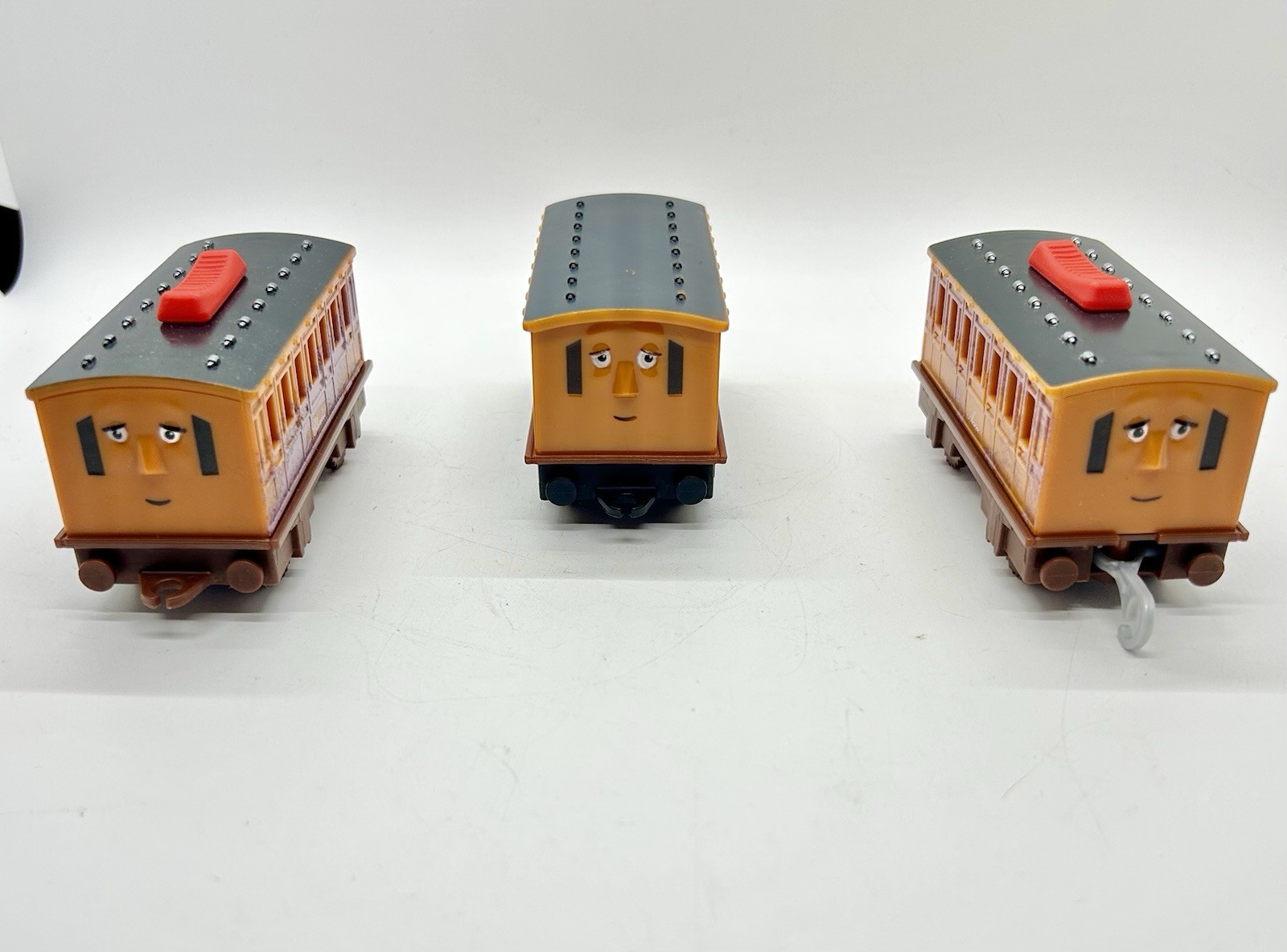 3 Thomas Trackmaster Clarabel Maria 2019 Switch Top Passengers & Reg Clarabel