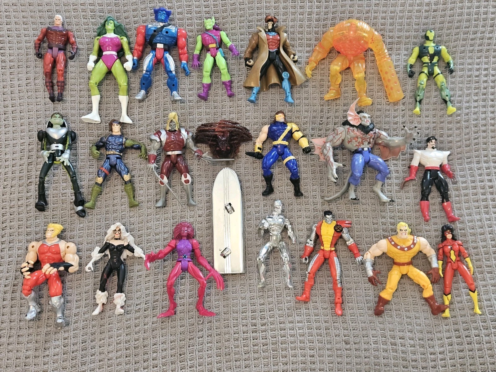 Vintage 1990&rsquo;s X-Men Marvel Figure Lot Toy Biz 1990-1997 Lot Of 20