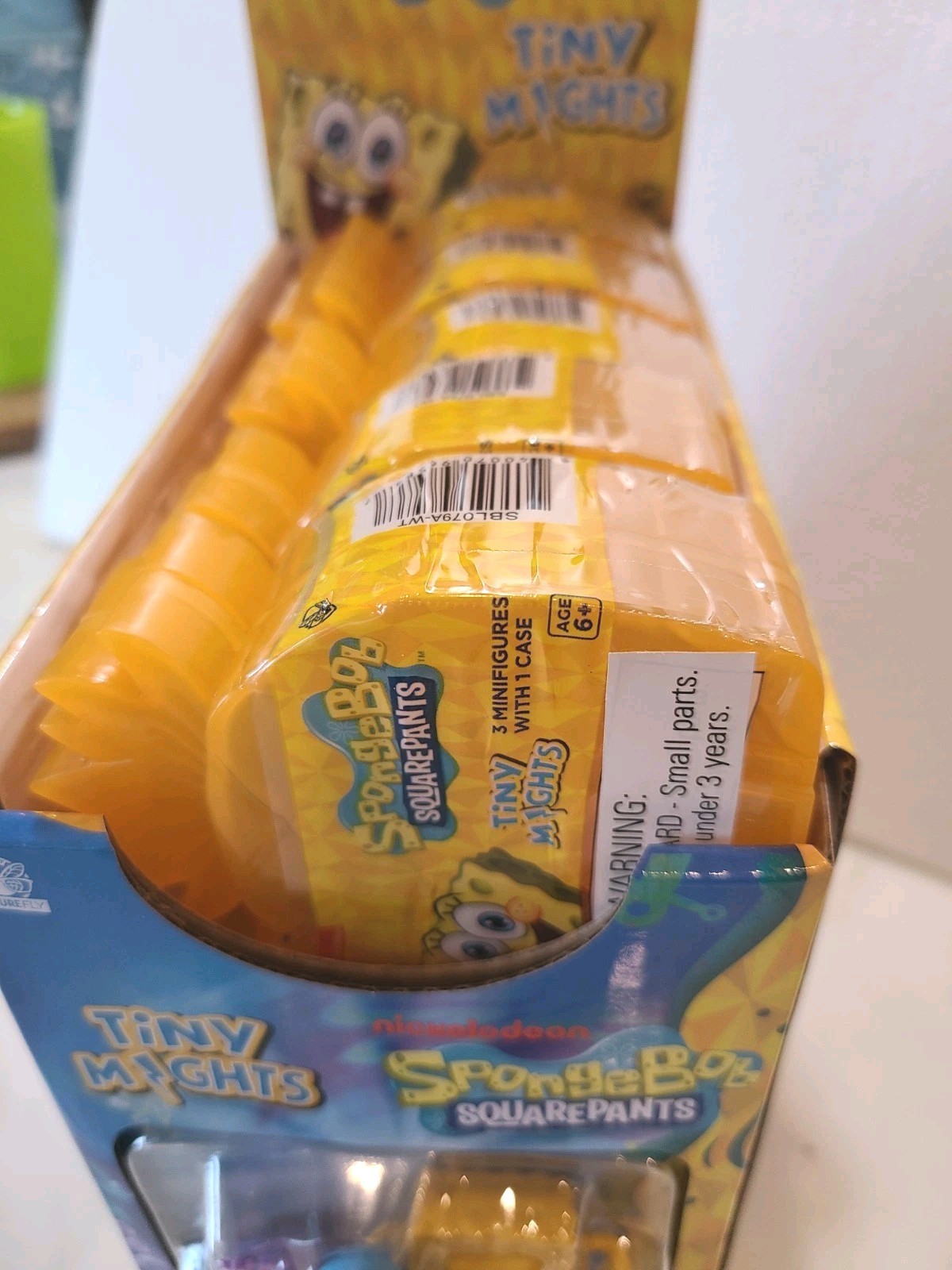 Retail Store Display SpongeBob Square Pants Sealed Tiny Mights Blind Box Figures