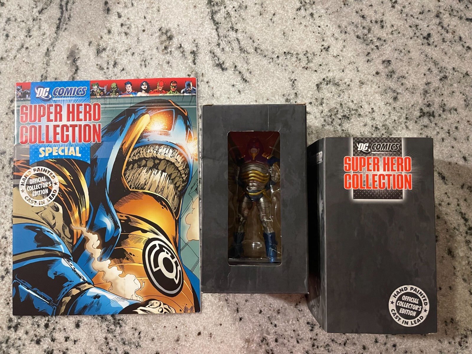 Anti-Monitor Eaglemoss Lead Figure W/ Magazine SPECIAL DC Super Hero Collection