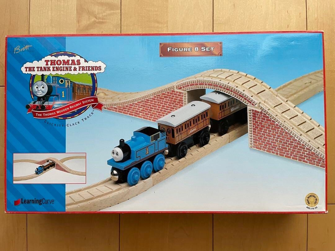 Thomas Wooden FIGURE 8 SET New