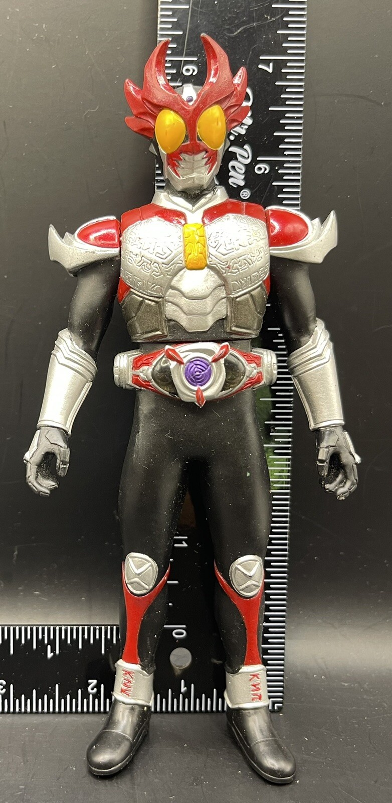 Bandai 2009 Kamen Rider Agito Shining Form Vinyl Figure