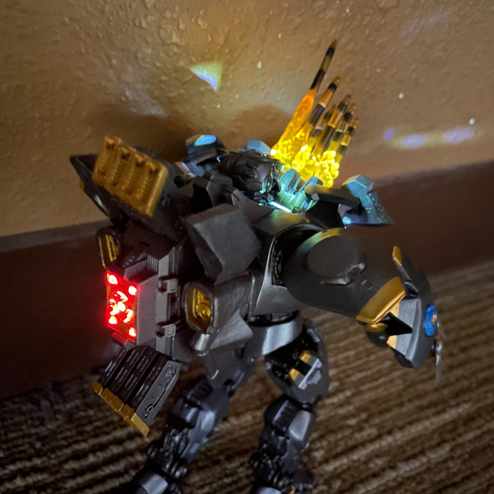 Crimson Typhoon Jaeger 7&Prime; Movable Action Figure Toy Statue Pacific Rim Gift Box