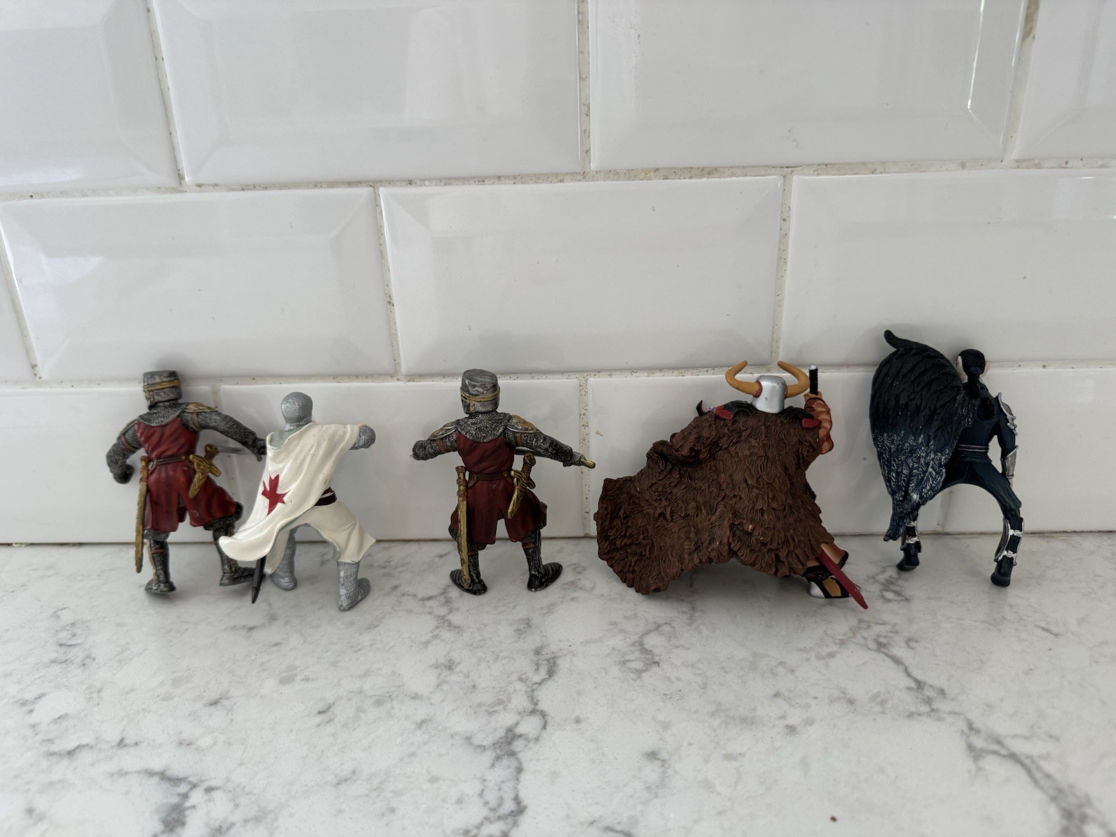 Schleich & Papo Medieval Knights and Soldiers. (5) *Damaged Or Missing Items.