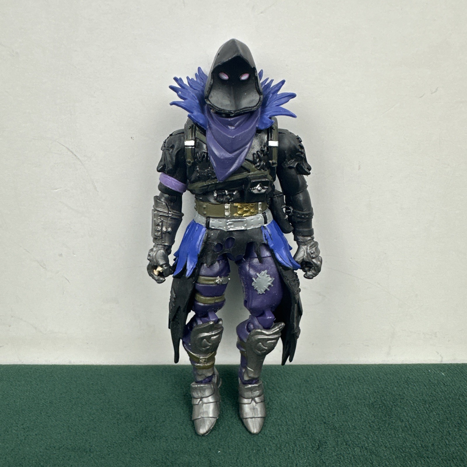 Fortnite RAVEN Solo Mode 4&Prime; Core Action Figure Jazwares Epic Games Figure Only