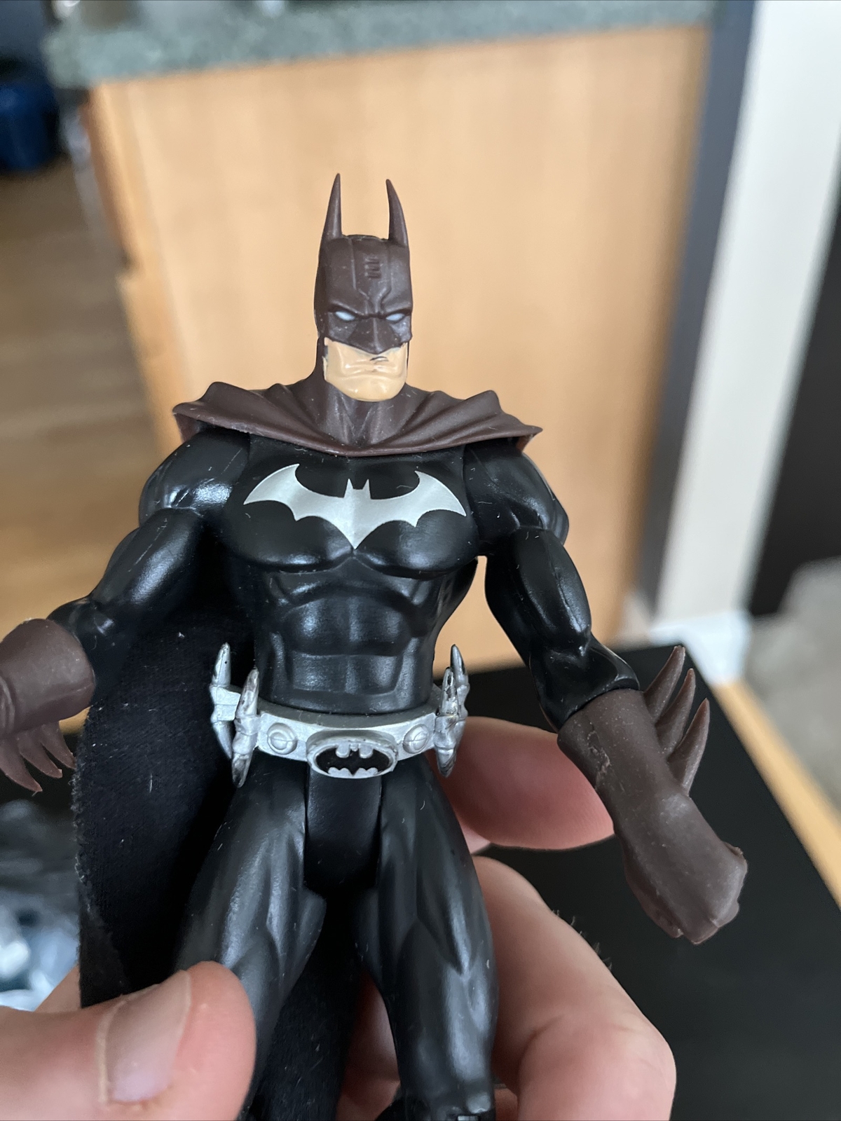 DC BATMAN MOTORCYCLE – PULL BACK / 2003 Cloth Cape Dc Comics 6.5 Inches