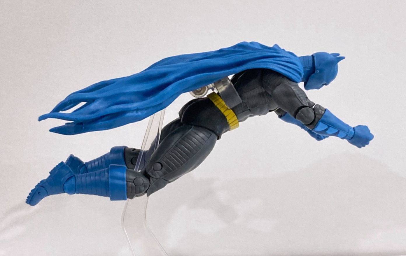 McFarlane DC Multiverse Batman Knightfall 7&Prime; Action Figure Extra Hands and Stand
