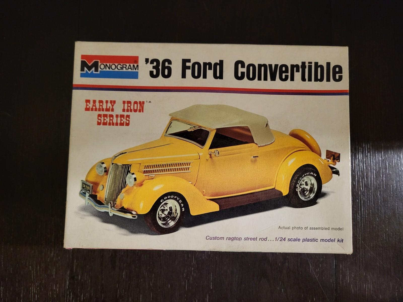 36 Ford Convertible 1/24 MONOGRAM Model Kit FULL Built 7570