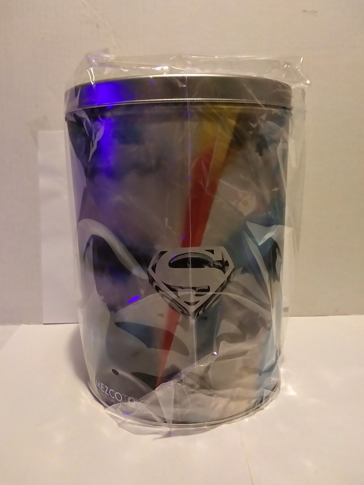 Mezco One: 12 Collective Mezco Exclusive 1978 Edition Light Up Feature, Superman