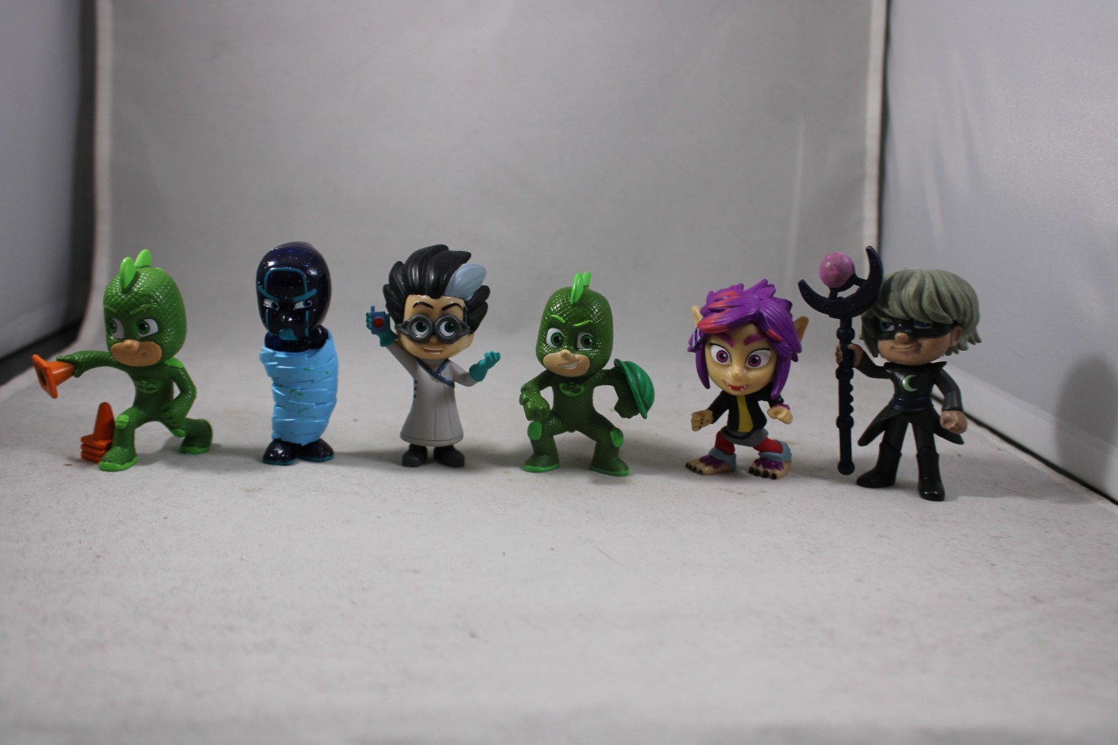 PJ Masks Figures Toys Romeo Gekko Rip Wolfy Kids Plastic PVC Frog Box Luna Lot